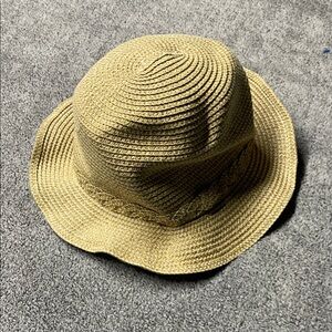 Lightweight Straw Sun Hat in Tan with Braided Accent